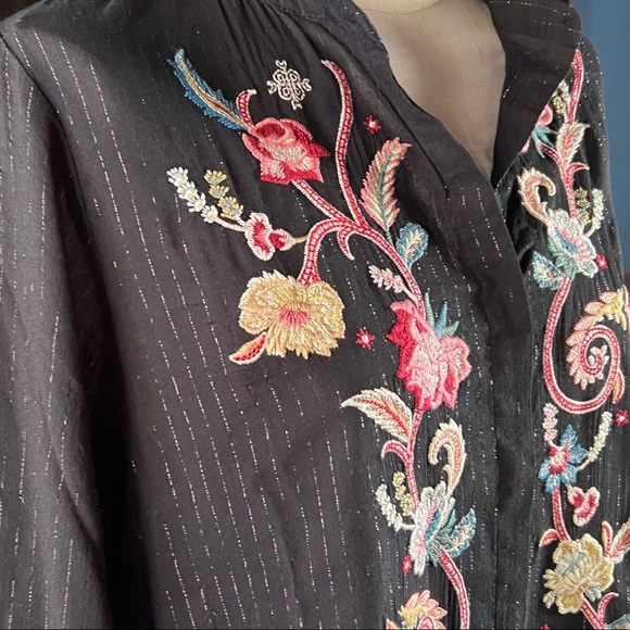 Johnny Was Esme Embroidered Shirt XS - Picture 11 of 16